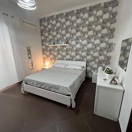 Maruzzella Suite Napoli Exterior foto